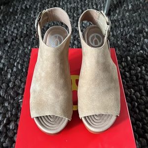 WISHBONE Collection shoes